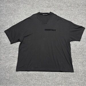 Fear of God Essentials Jet Black V-Neck Tee-Shirt Size Large Oversized